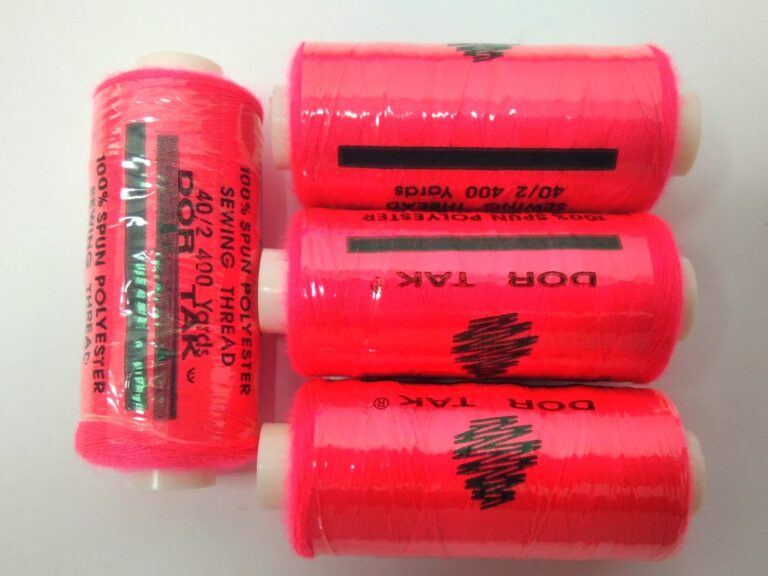 Threads FLUORESCENT RED