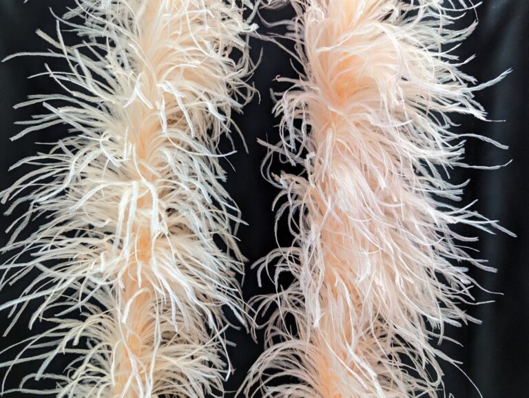 Ostrich Feather Boa Lux 5 Ply CHAMPAGNE
