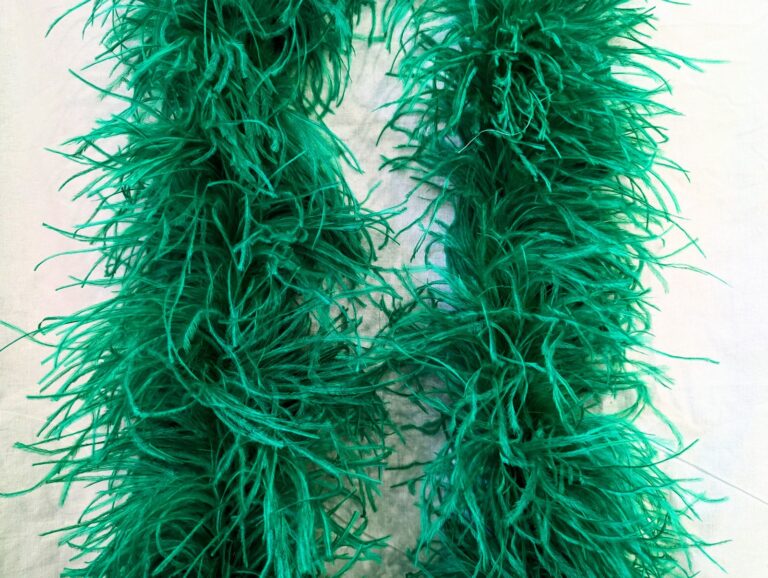 Ostrich Feather Boa Lux 5 Ply - EMERALD/EMERALD GREEN
