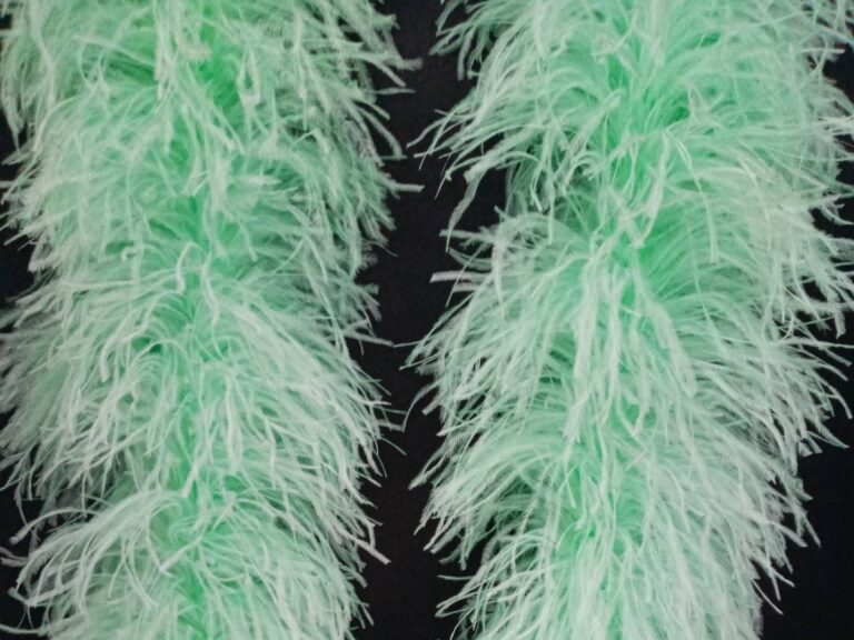 Ostrich Feather Boa Lux 5 Ply SPEARMINT